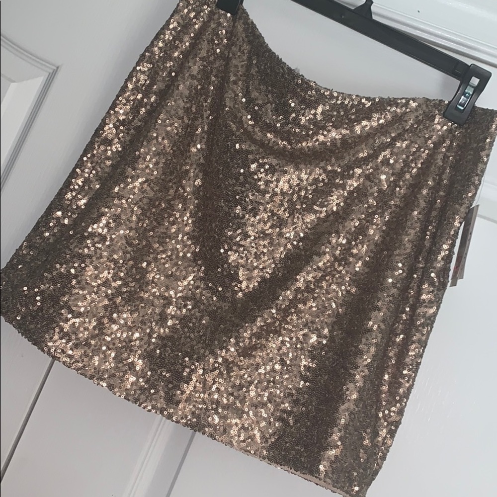 ✨Champagne Sequin Skirt🥂✨